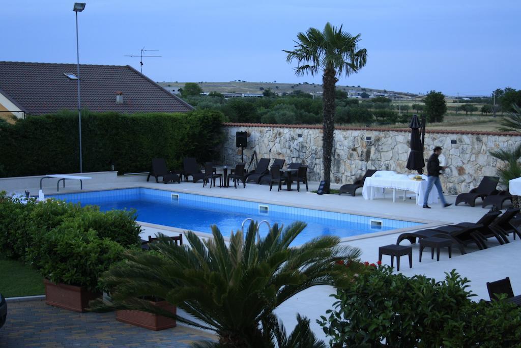 Villa Genny Altamura Buitenkant foto