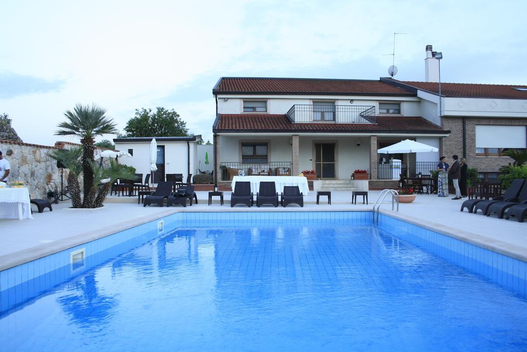 Villa Genny Altamura Buitenkant foto