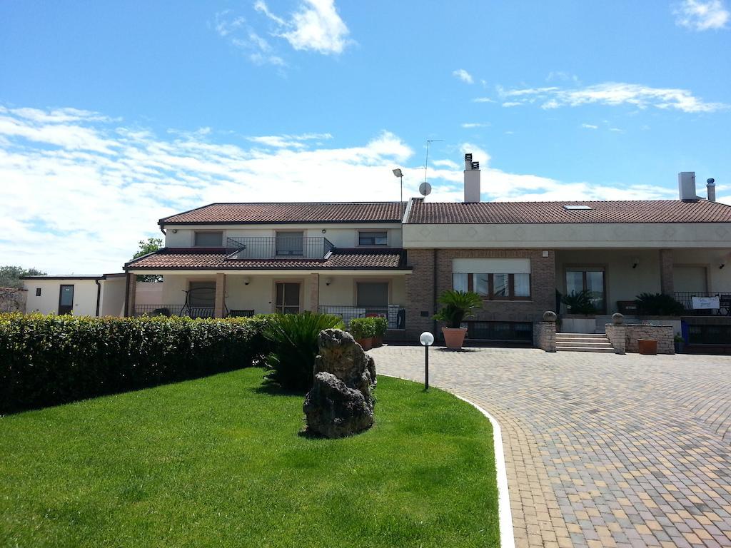 Villa Genny Altamura Buitenkant foto